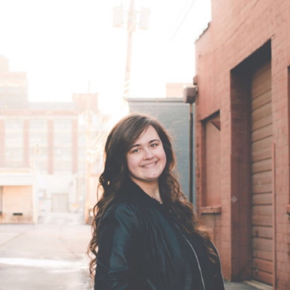 Meet your Posher, Abigail